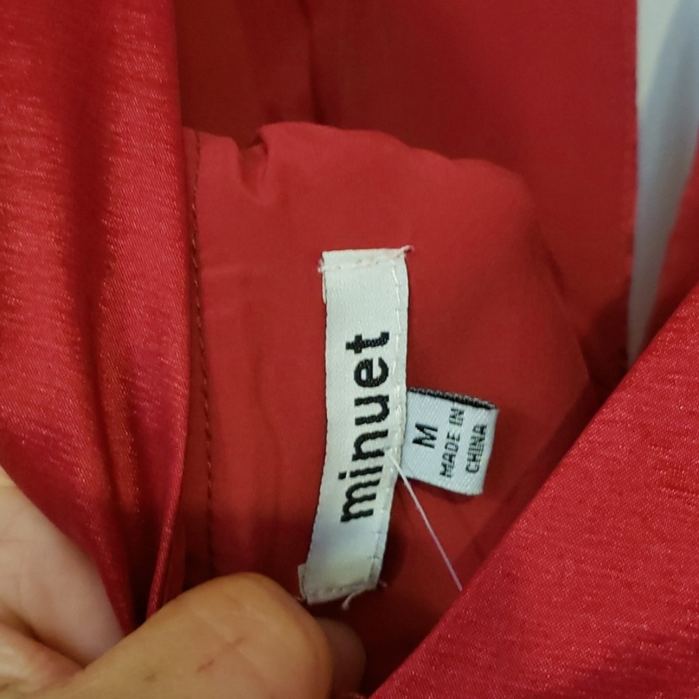 Cross My Heart Dress Red - Picture 5 of 5
